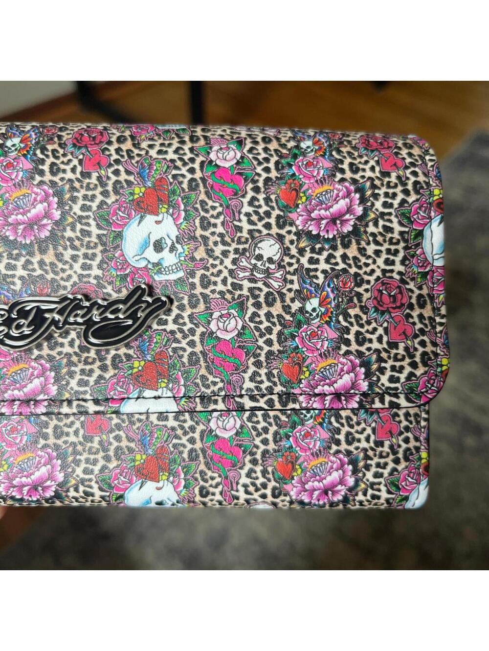 Ed Hardy Women's Multi and Pink Wallet-purs - Picture 5 of 6